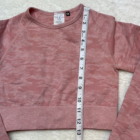 AYBL Seamless Long Sleeve Crop Top Pink Camo Size Small - Picture 5 of 8